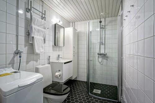 Forenom Serviced Apartments Espoo Tapiola Zewnętrze zdjęcie