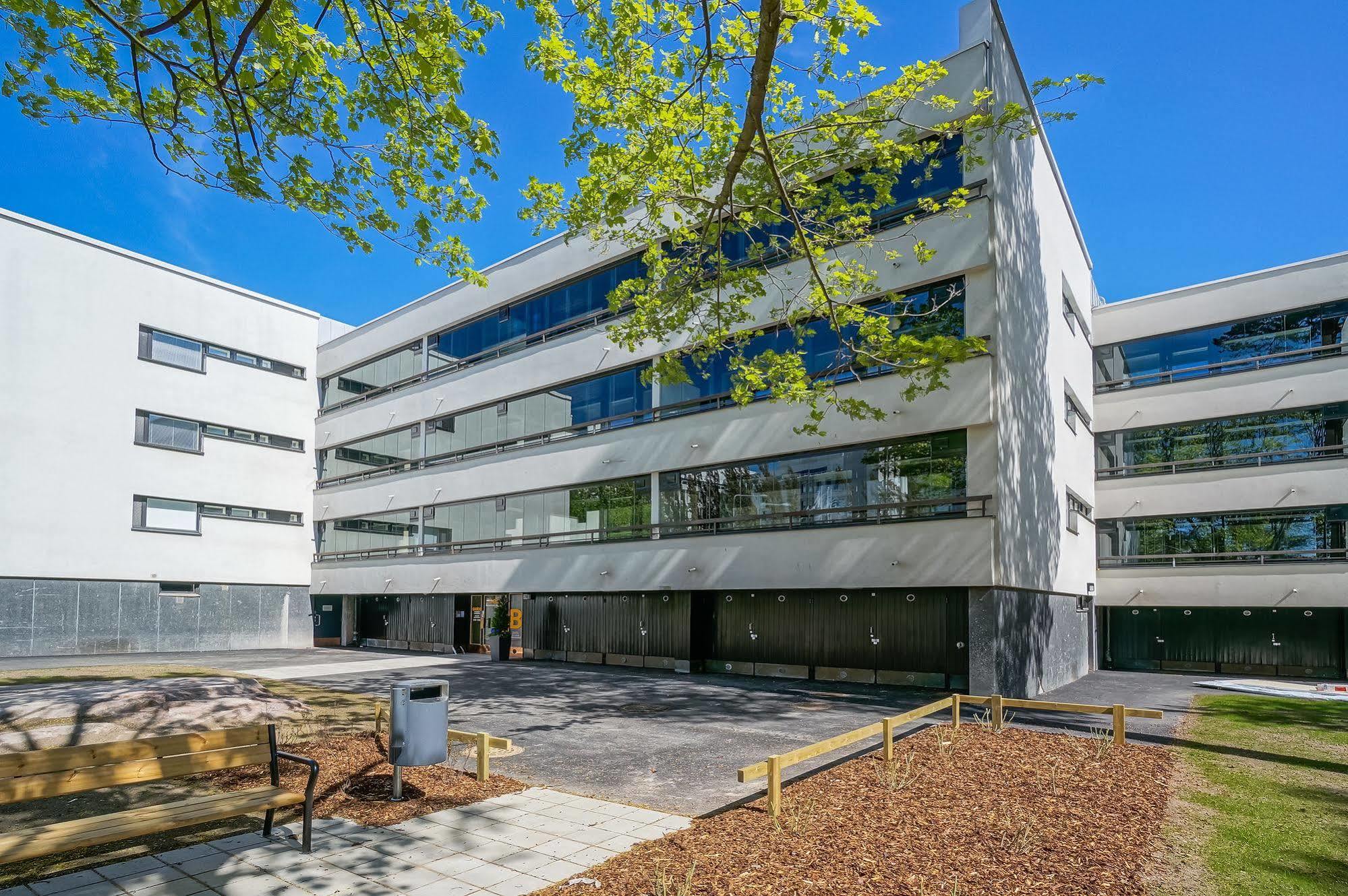 Forenom Serviced Apartments Espoo Tapiola Zewnętrze zdjęcie